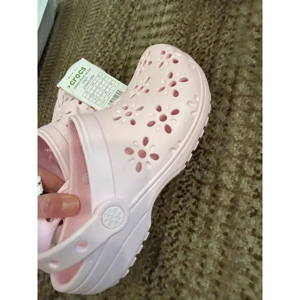 Crocs Clogs Classic Pink With Floral Cut-Out Size 3 Junior, Big Girl Sz 3 NWT